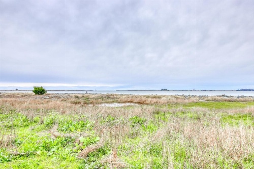 Beach House on Perch image 17